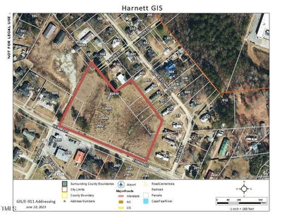 /international/us/2602-erwin-road-dunn-nc-110091845078/