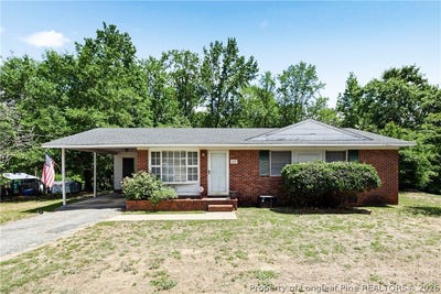 /international/us/202-onie-court-fayetteville-nc-110108017878/