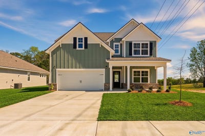/international/us/2020-raspberry-lane-cullman-al-110106560905/