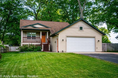 /international/us/404-3rd-avenue-holland-mi-110108472953/