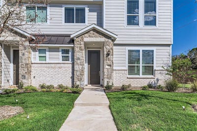 /international/us/1312-creekbank-drive-mckinney-tx-110105765836/