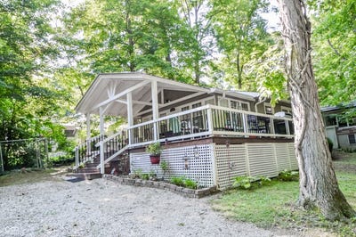 /international/us/11033-dogwood-lane-cloverdale-in-110101401133/