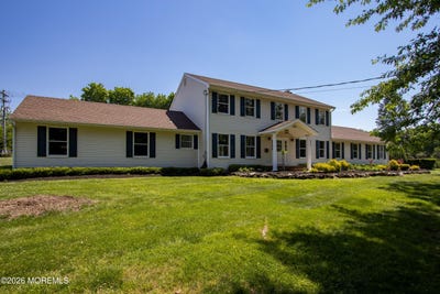 /international/us/220-branch-avenue-little-silver-nj-110108207375/