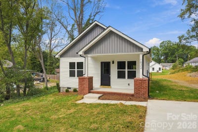 /international/us/1032-sycamore-avenue-gastonia-nc-110120415229/