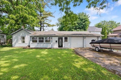 /international/us/116-e-randolph-street-stoughton-wi-110108030416/