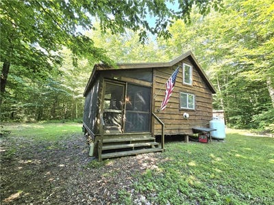 /international/us/2985-potter-road-osceola-ny-110101025072/?lang=en