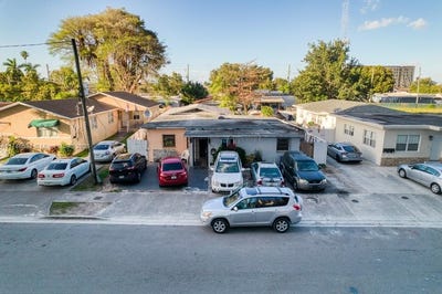 /international/us/10955-sw-7th-st-sweetwater-fl-110097514966/?lang=zh-cn