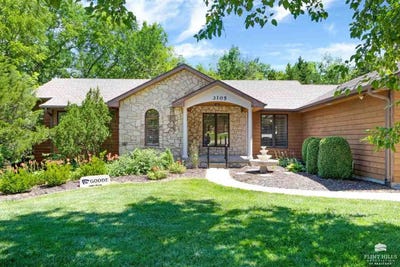 /international/us/3105-harahey-ridge-manhattan-ks-110100812201/