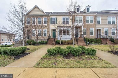 /international/us/216-apricot-street-stafford-va-110108298074/