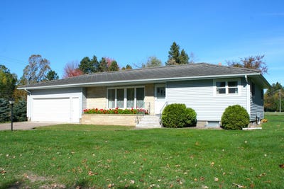 /international/us/311-college-avenue-w-ladysmith-wi-110120412735/