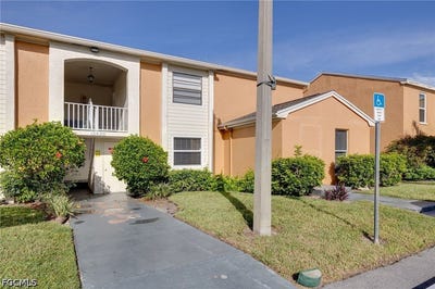 /international/us/12630-kenwood-lane-fort-myers-fl-110110378891/