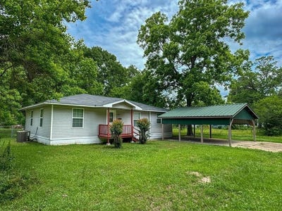 /international/us/203-e-douglas-street-jefferson-tx-110108937304/
