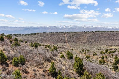 /international/us/46997-w-thunder-ridge-road-fruitland-ut-110104450169/