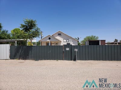 /international/us/2004-n-pine-street-artesia-nm-110107853839/