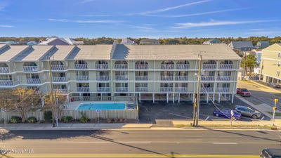/international/us/200-lake-park-boulevard-s-carolina-beach-nc-110104151765/