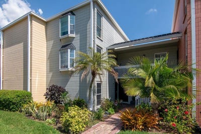 /international/us/2424-w-tampa-bay-boulevard-tampa-fl-110106365808/