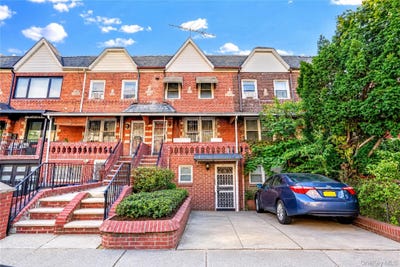 /international/us/35-55-28th-street-astoria-ny-110120577075/