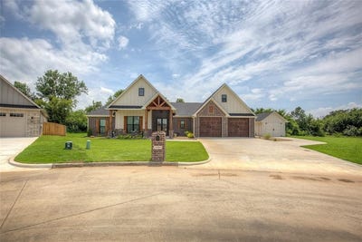 /international/us/2142-heath-street-sulphur-springs-tx-110100997184/