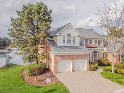 /international/us/11256-w-alexandria-lane-westchester-il-110108397794/