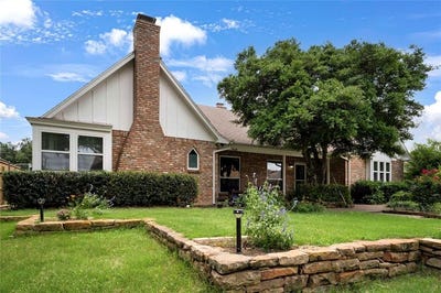 /international/us/7824-7828-cardinal-court-north-richland-hills-tx-110100502305/