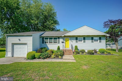 /international/us/144-castle-heights-avenue-pennsville-nj-110108547741/