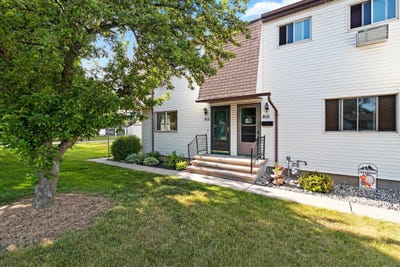 /international/us/812-kay-kourt-neenah-wi-110108640895/
