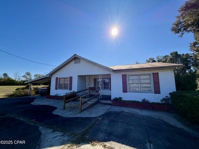 /international/us/2797-salem-church-road-sneads-fl-110104216964/