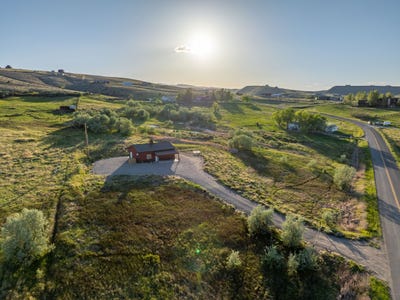 /international/us/2055-baldwin-creek-road-lander-wy-110108722997/
