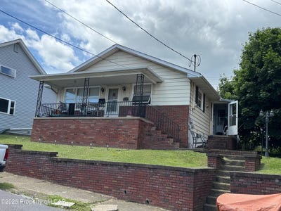 /international/us/39-tompkins-street-pittston-pa-110100194369/?lang=pt