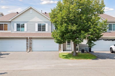 /international/us/5216-207th-street-n-forest-lake-mn-110109600932/