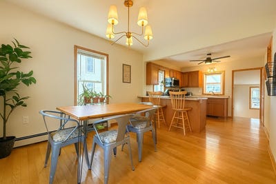 /international/us/115-e-griswold-street-ripon-wi-110106619003/