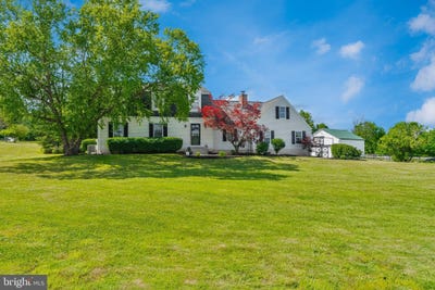 /international/us/144-middle-creek-road-gilbertsville-pa-110108932774/