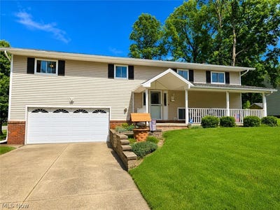 /international/us/14598-s-gateway-drive-north-royalton-oh-110108535889/