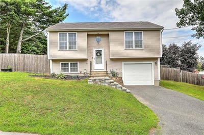 /international/us/5-craigie-avenue-johnston-ri-110100982080/
