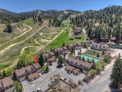 /international/us/1377-club-view-big-bear-lake-ca-110108257452/