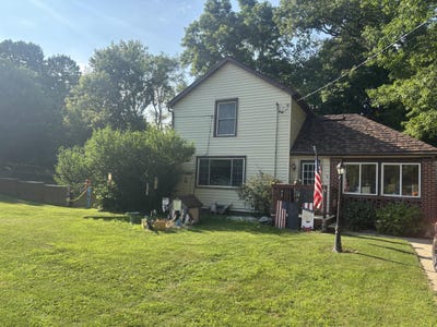 /international/us/812-e-washington-street-ionia-mi-110100815935/
