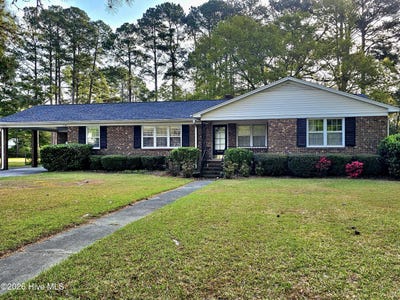 /international/us/3007-s-elm-street-greenville-nc-110106956719/