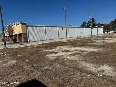 /international/us/2109-lejeune-boulevard-jacksonville-nc-110103760734/