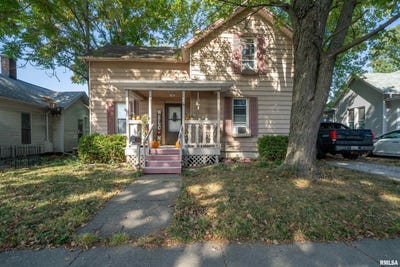 /international/us/806-e-monroe-street-bloomington-il-110102917385/