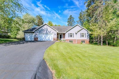 /international/us/2263-meadow-drive-kronenwetter-wi-110108336613/