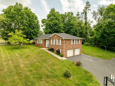 /international/us/315-lovelace-street-albany-ky-110108257018/