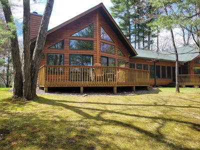 /international/us/8832-bradford-point-ct-st-germain-wi-110106763929/