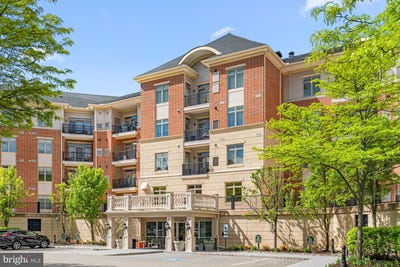 /international/us/531-carson-terrace-huntingdon-valley-pa-110120037507/