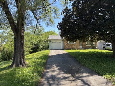 /international/us/7s427-olympia-court-naperville-il-110108342905/