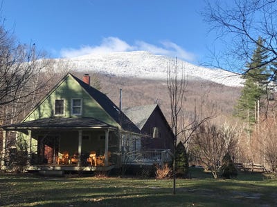/international/us/808-south-end-road-mount-tabor-vt-110107798935/