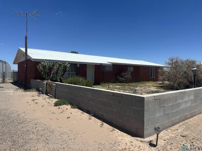 /international/us/5717-san-felipe-rd-se-deming-nm-110101342861/?lang=en