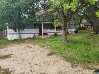 /international/us/520-royal-oak-dr-canyon-lake-tx-110107538524/