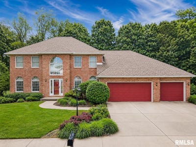 /international/us/1216-w-cayman-cove-peoria-il-110108496425/