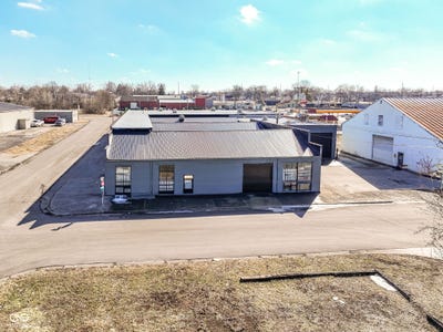 /international/us/2401-s-monroe-street-muncie-in-110101361153/
