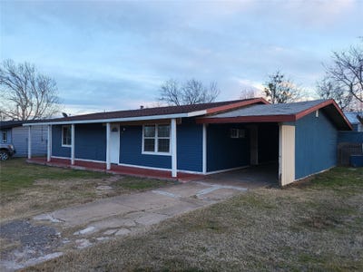 /international/us/623-w-mesquite-street-jacksboro-tx-110089693652/